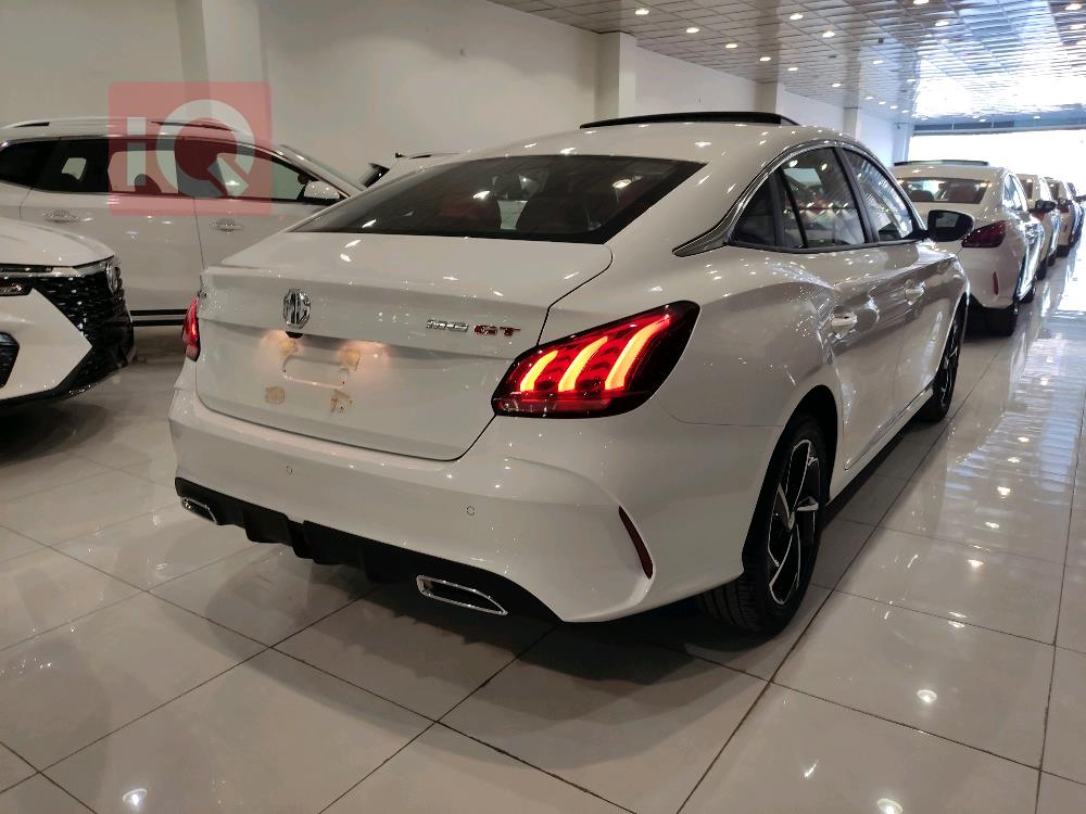 MG GT